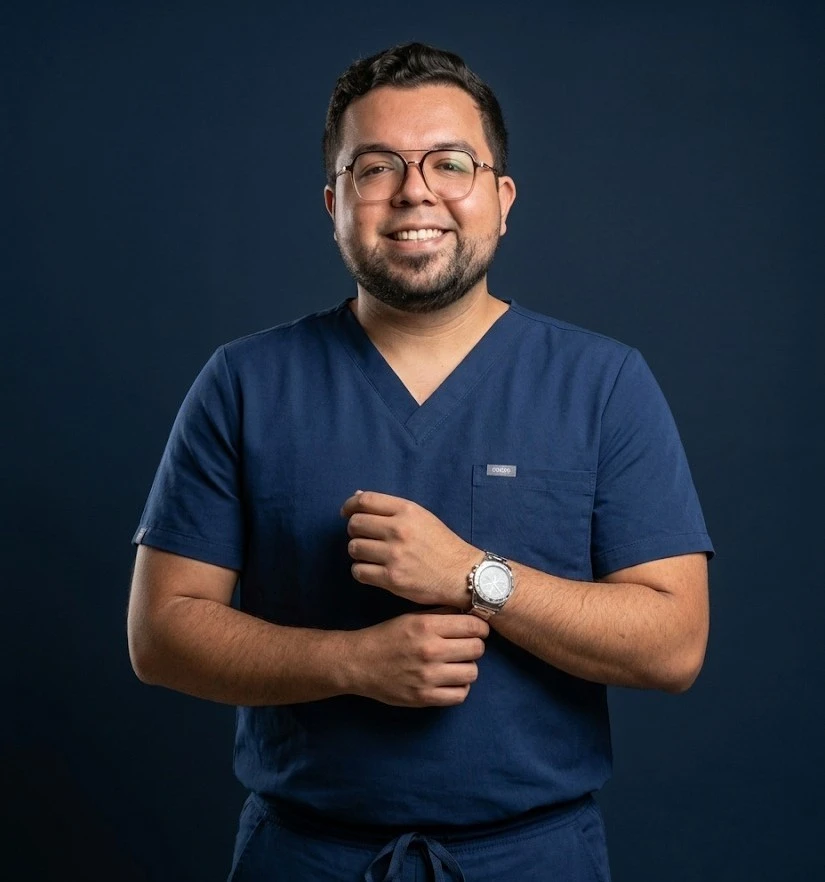 Hugo Núñez, Médico Veterinario Zootecnista